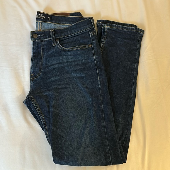 Dark/Navy Hollister Jeans - Picture 1 of 1